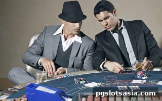 pg电子游戏深度解析：北京赛车牛牛玩法中的投注技巧与经验交流