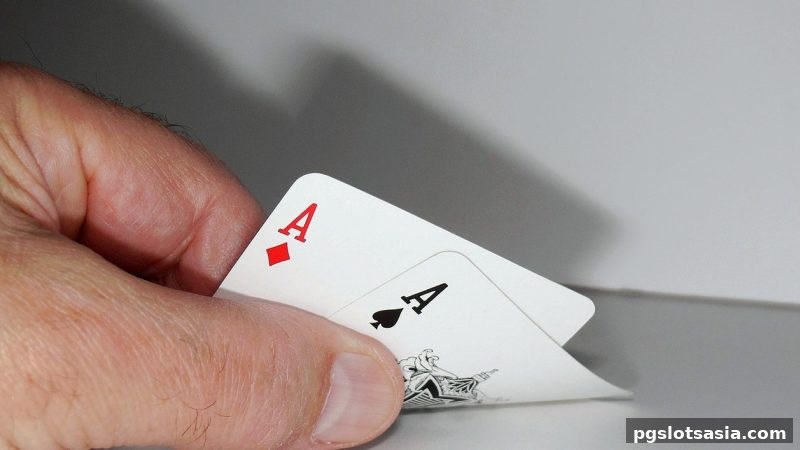 pg电子游戏棋牌社交指南：斗地主与血战麻将中的互动智慧