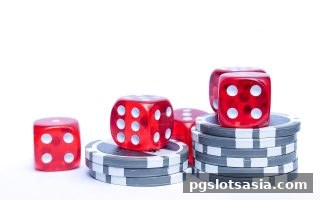 pg电子游戏教你逆风翻盘：百家乐与斗地主的策略思维