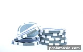pg电子游戏深度解析：捕鱼王与牛牛玩法的策略融合与牌局预测