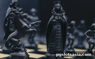 麻将运气与技巧的深度博弈：pg电子游戏带你解锁赢牌密码