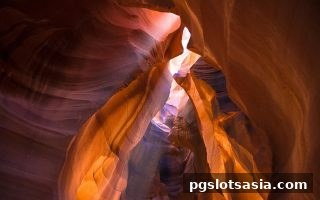 pg电子游戏奇幻主题玩法：沉浸式体验与策略乐趣全解析